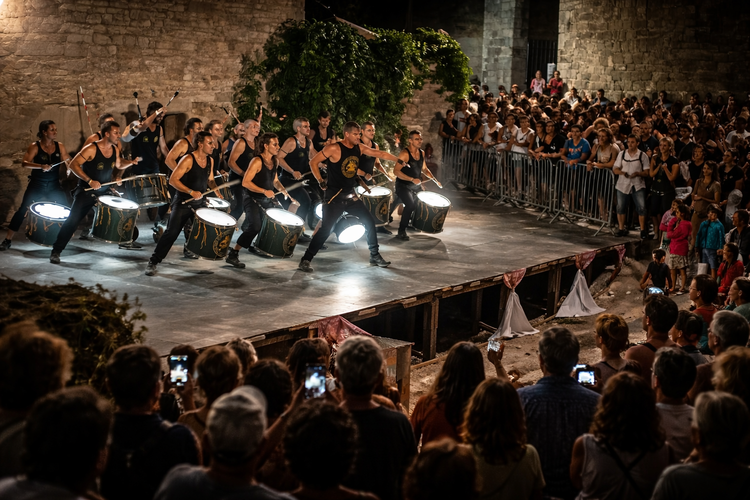 Les nuits frappées - bruniquel - la taverne du temps