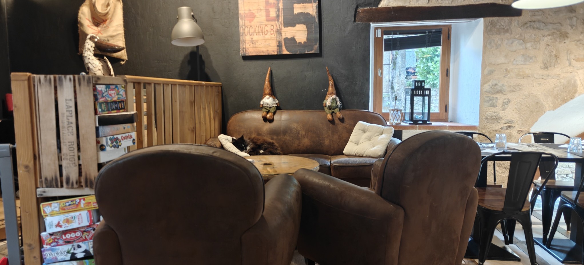 Salon jeu - la taverne du temps